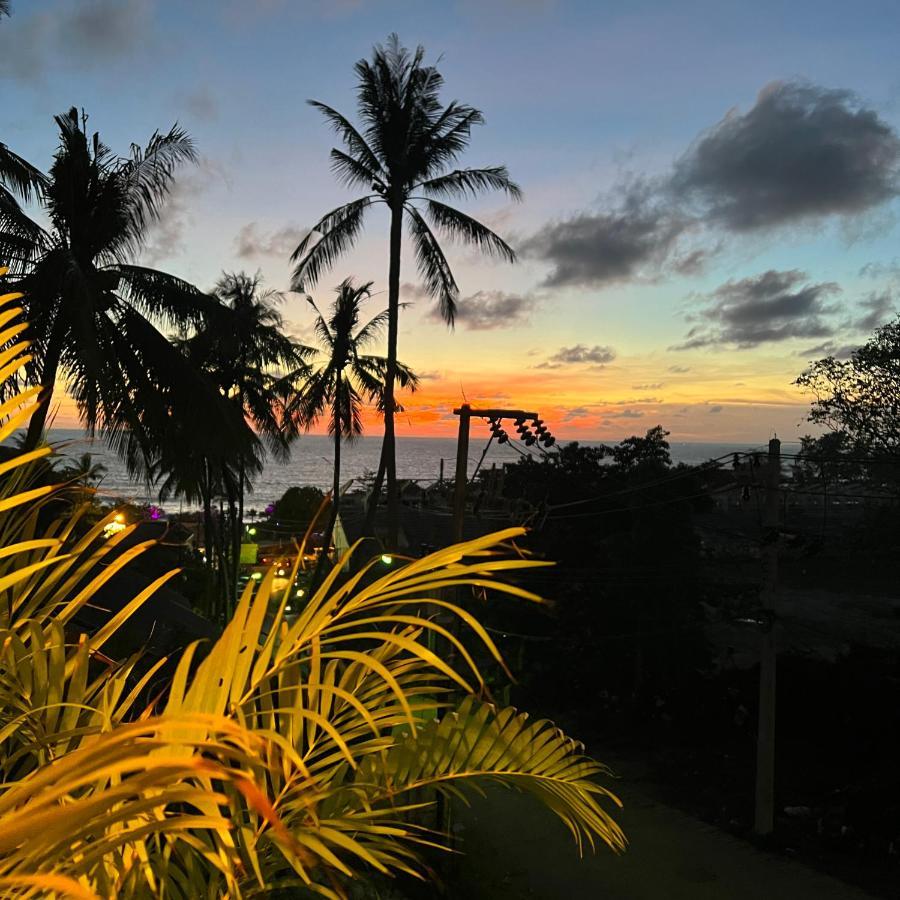 Kata Villa Merit Hill Bungalows Karon Bagian luar foto