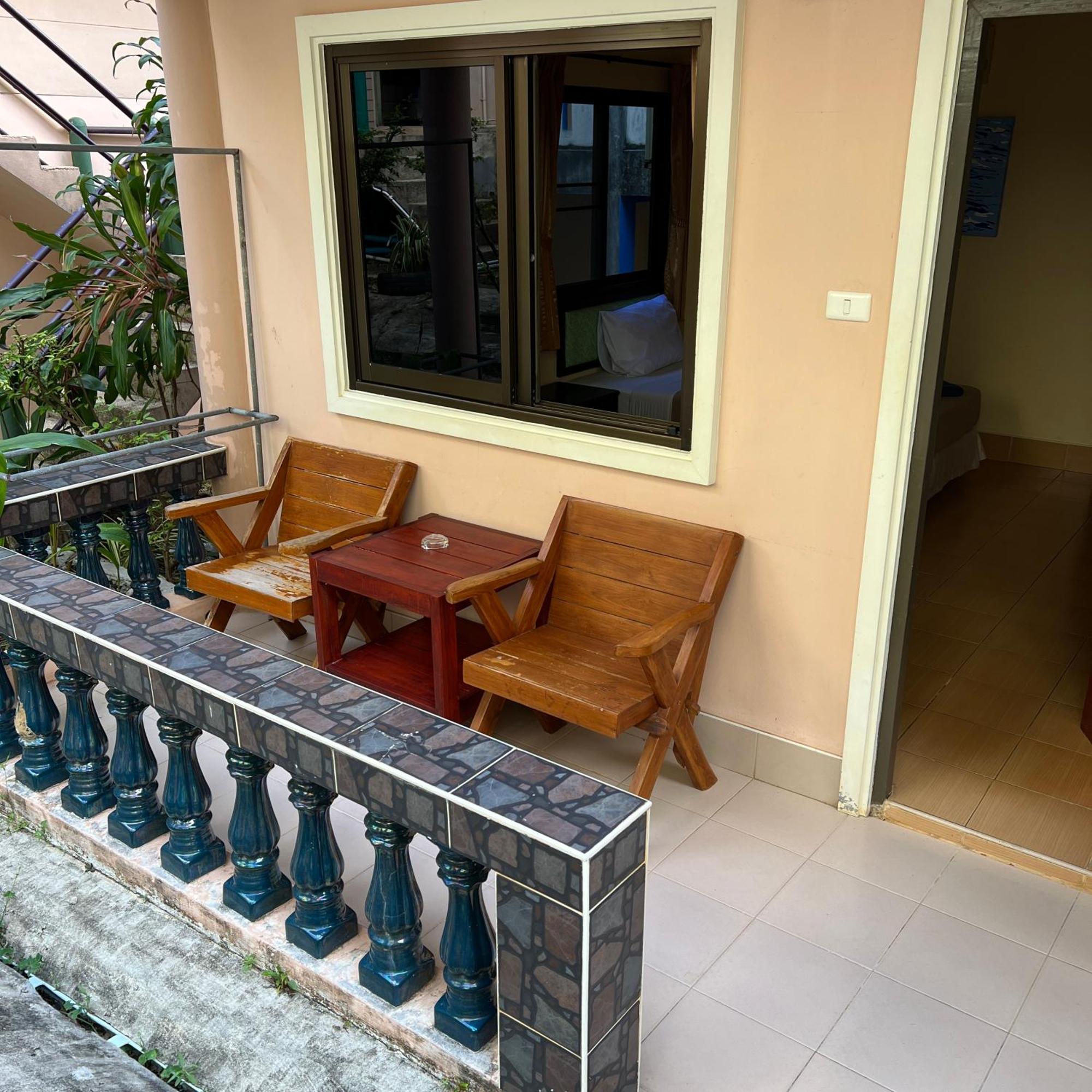 Kata Villa Merit Hill Bungalows Karon Bagian luar foto