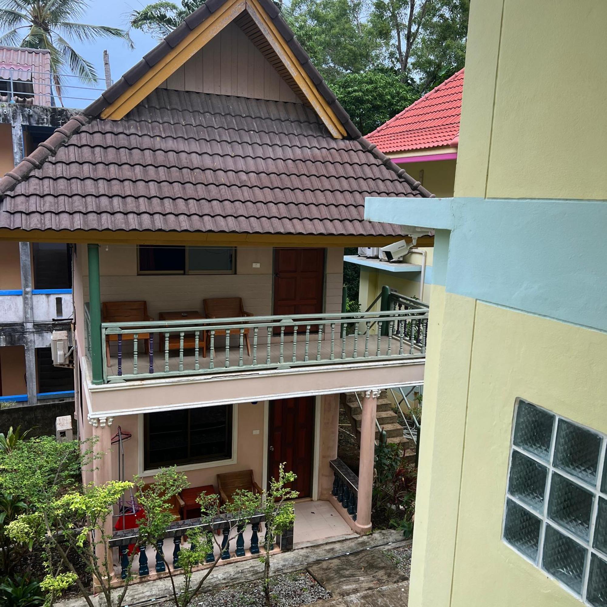 Kata Villa Merit Hill Bungalows Karon Bagian luar foto