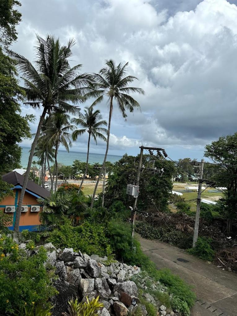 Kata Villa Merit Hill Bungalows Karon Bagian luar foto