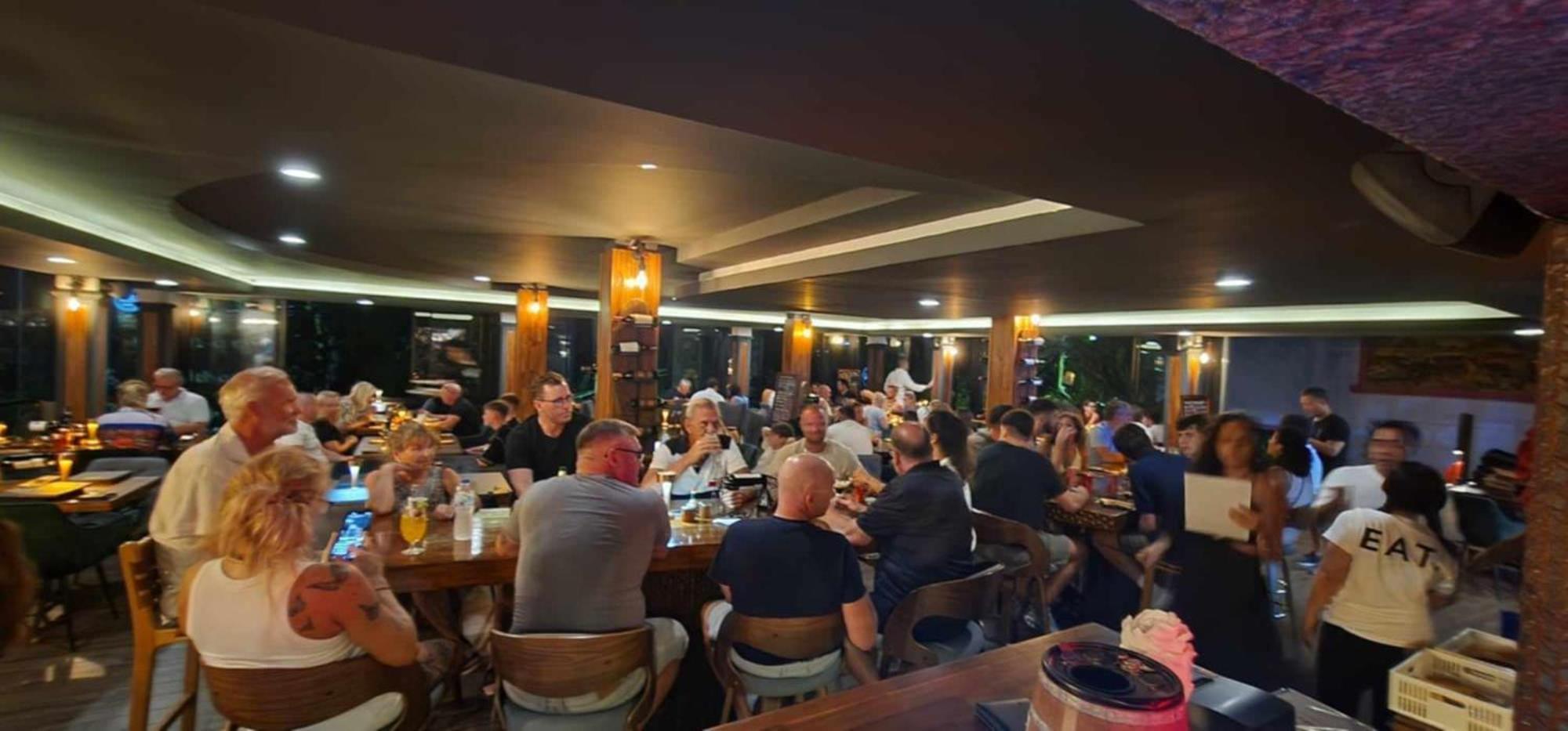 Kata Villa Merit Hill Bungalows Karon Bagian luar foto